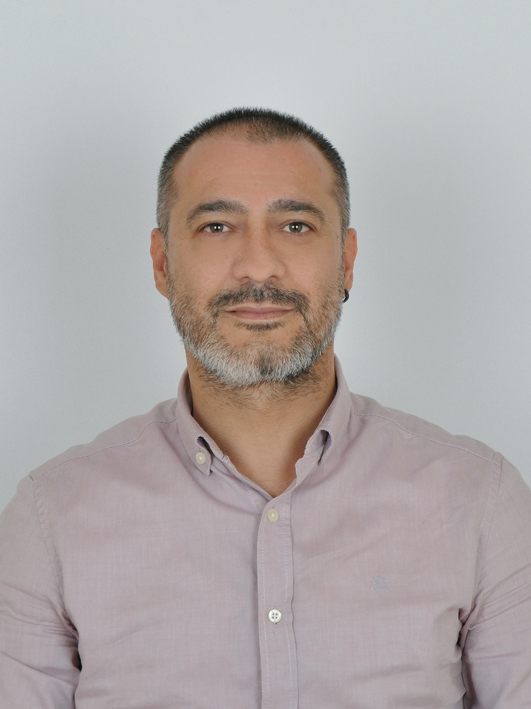 &Ouml;ZG&Uuml;R &Ouml;NER