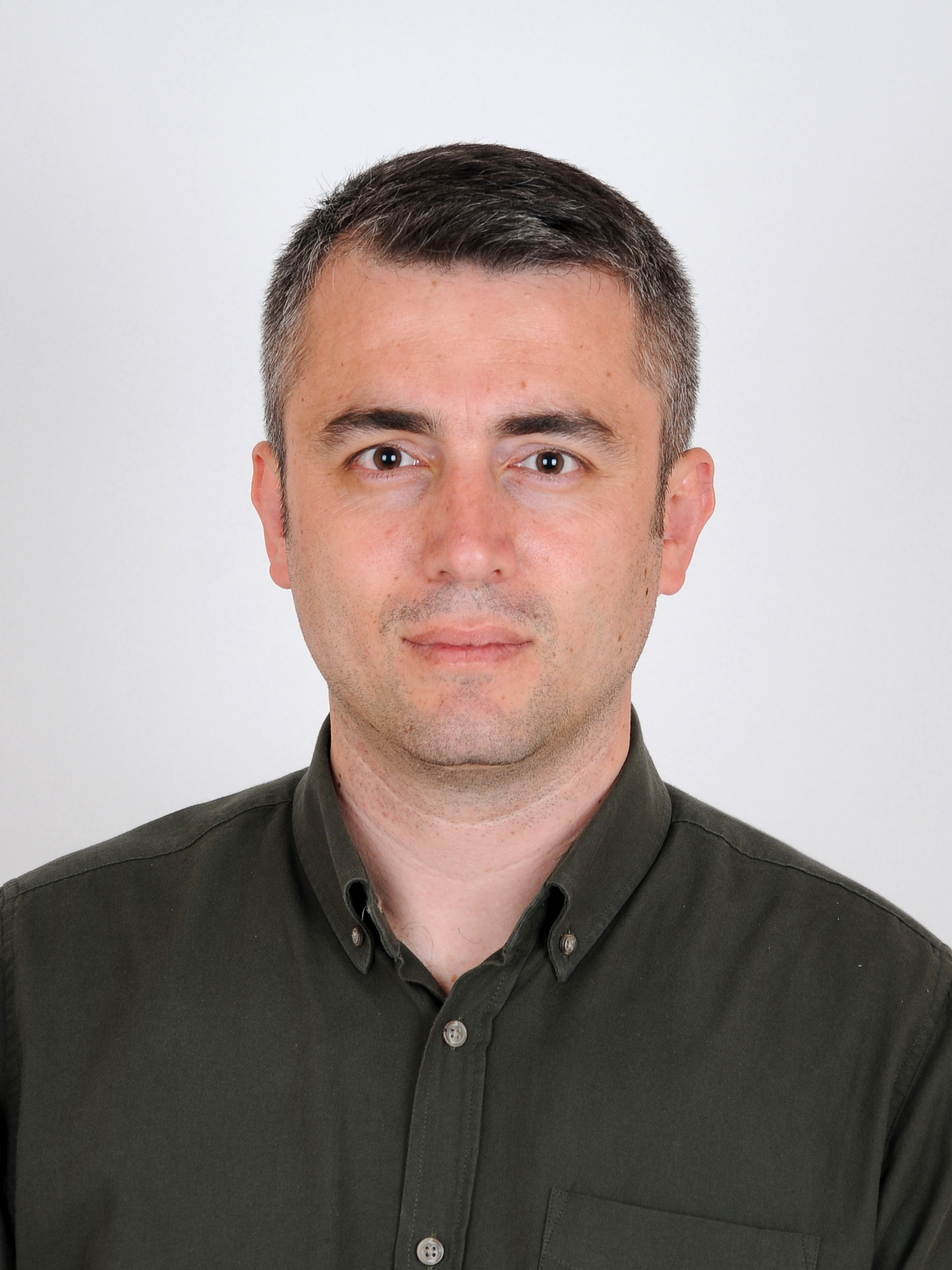 İSKENDER &Ouml;ZKUL