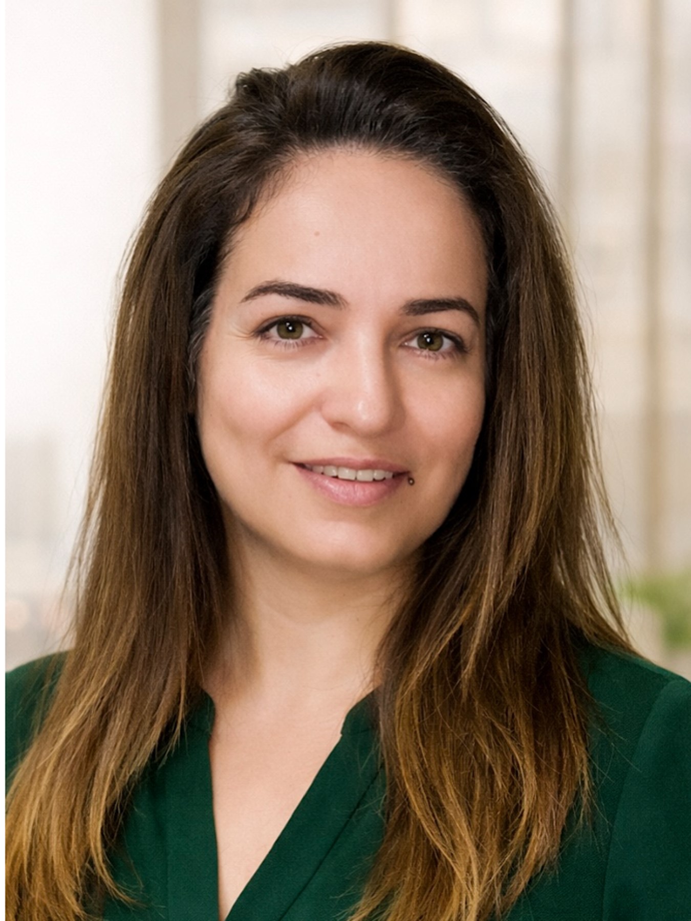 R&Uuml;KAN GEN&Ccedil; ALT&Uuml;RK