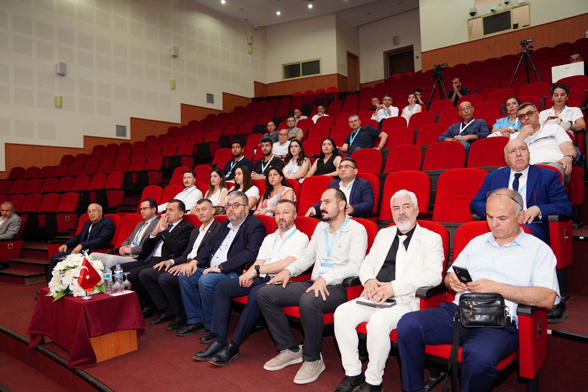 B&ouml;l&uuml;m&uuml;m&uuml;z &Ouml;ğretim &Uuml;yelerinin Katılımlarıyla Anadolu Bilişim Buluşmaları'nın 8.si &Uuml;niversitemizde Ger&ccedil;ekleşti detayı için tıklayınız