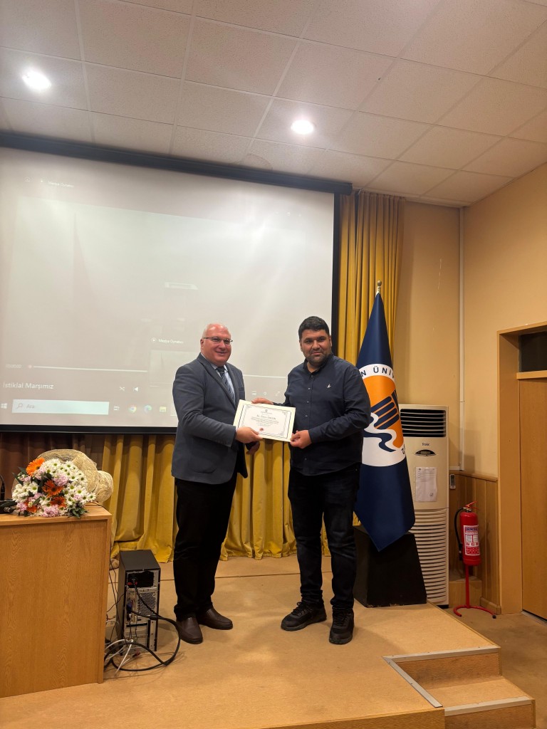 Mersin &Uuml;niversitesi Kimya M&uuml;hendisliği B&ouml;l&uuml;m&uuml;&rsquo;nde Beyaz &Ouml;nl&uuml;k Heyecanı detayı için tıklayınız